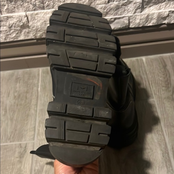 Marc Fisher Black Combat Moto Boots with Chunky Sole - Picture 7 of 11